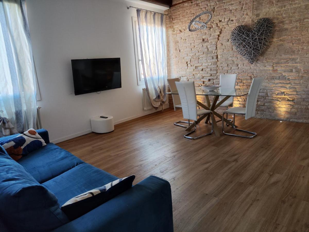 Ca' Monica Apartment *